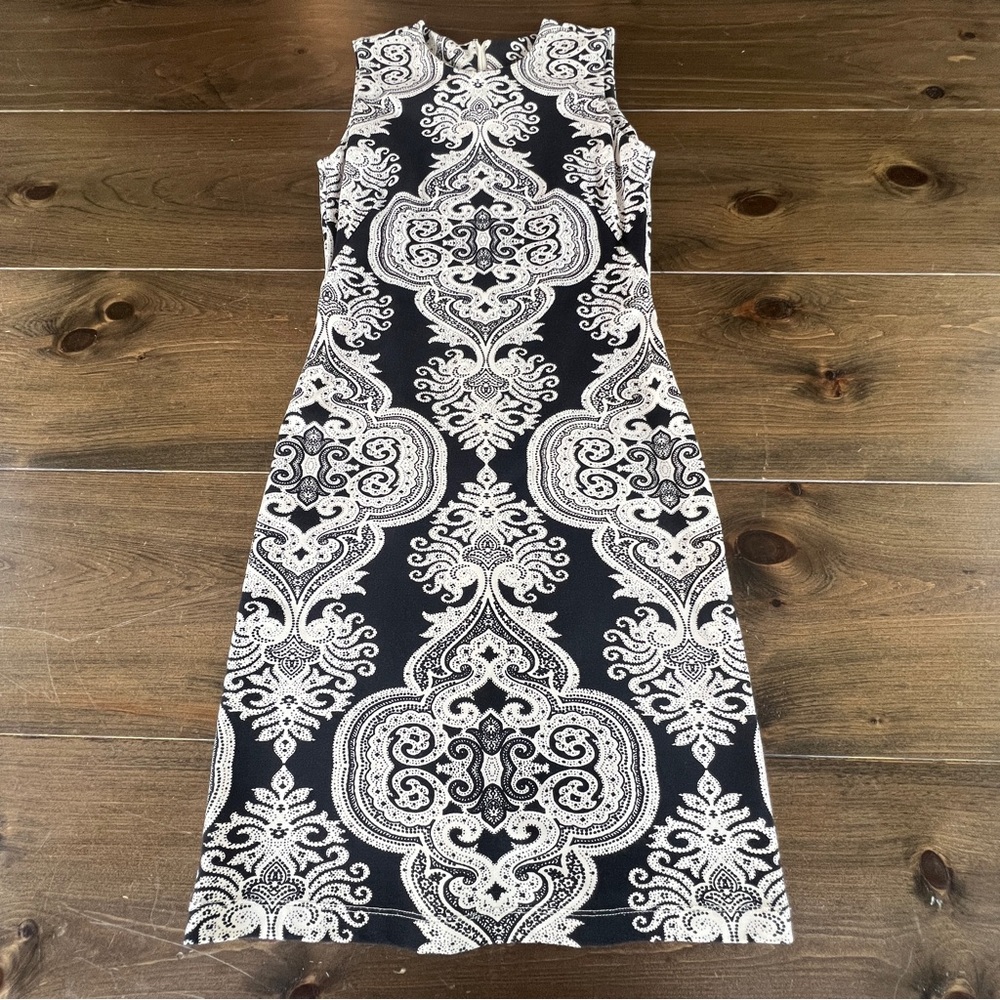 J. McLaughlin Elegant Black and White Patterned Dress